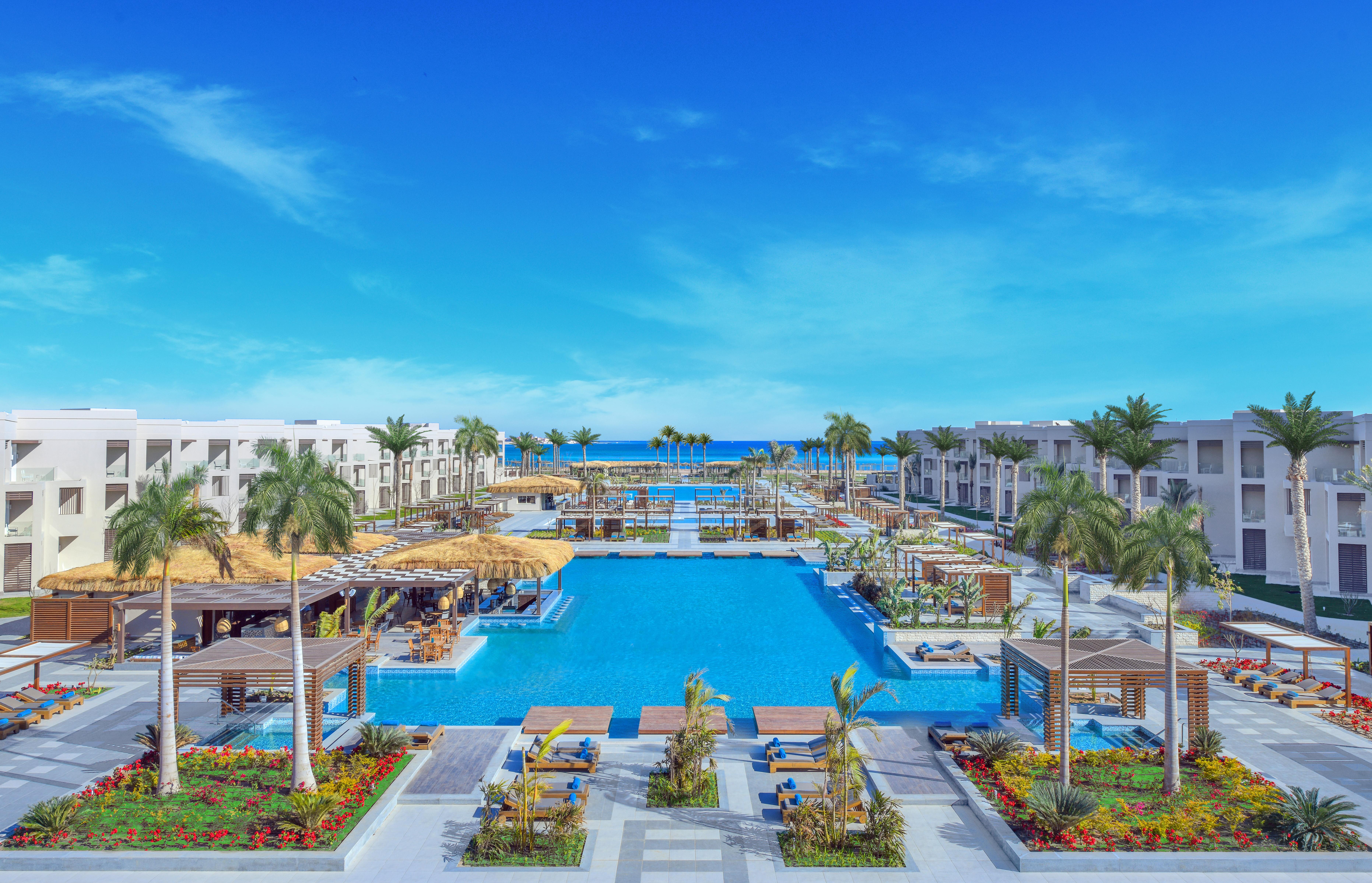 Steigenberger Resort Ras Soma Hurghada Exteriér fotografie The resort's main pool